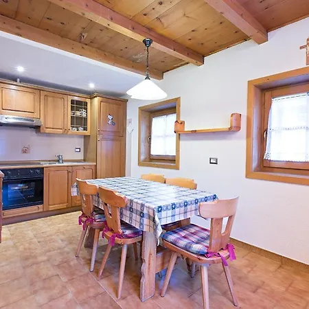 Διαμέρισμα Lea *